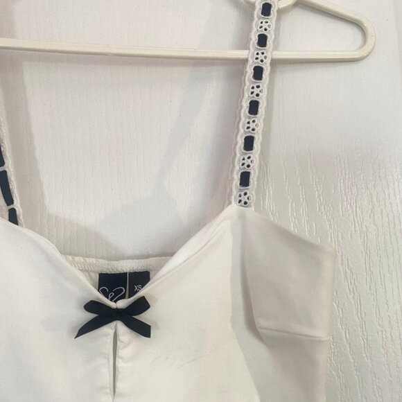 Windsor Bow Tie Tank Top - Picture 3 of 5